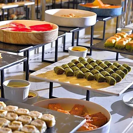Wyndham Alanya Hotel