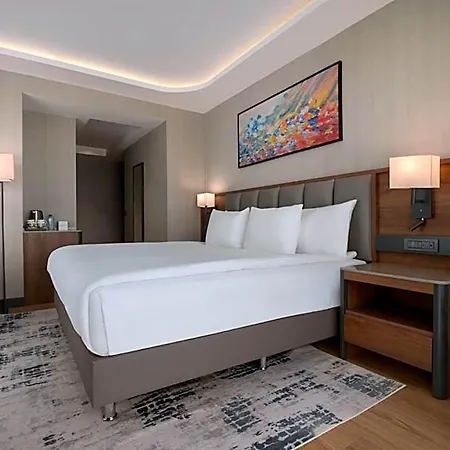 Wyndham Alanya Hotel 4*